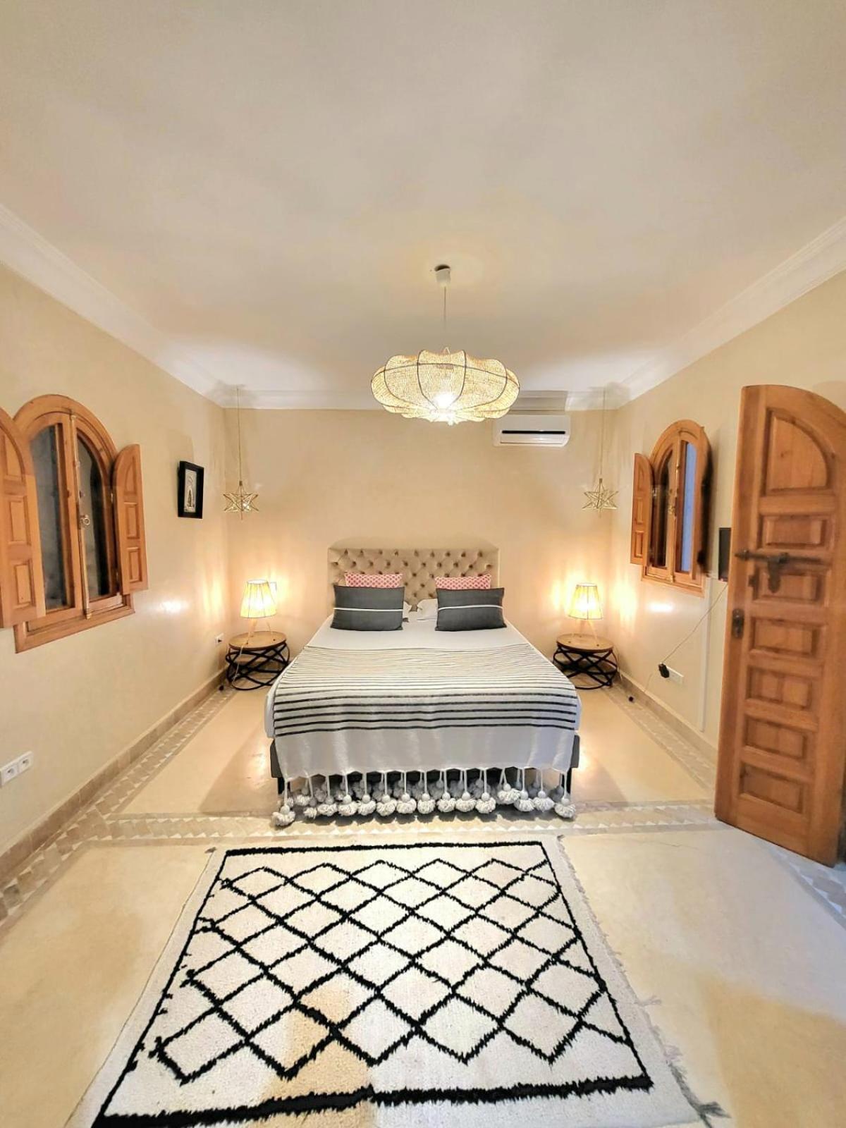Riad Melilo Avec Piscine Chauffee Marrakesh Exteriör bild