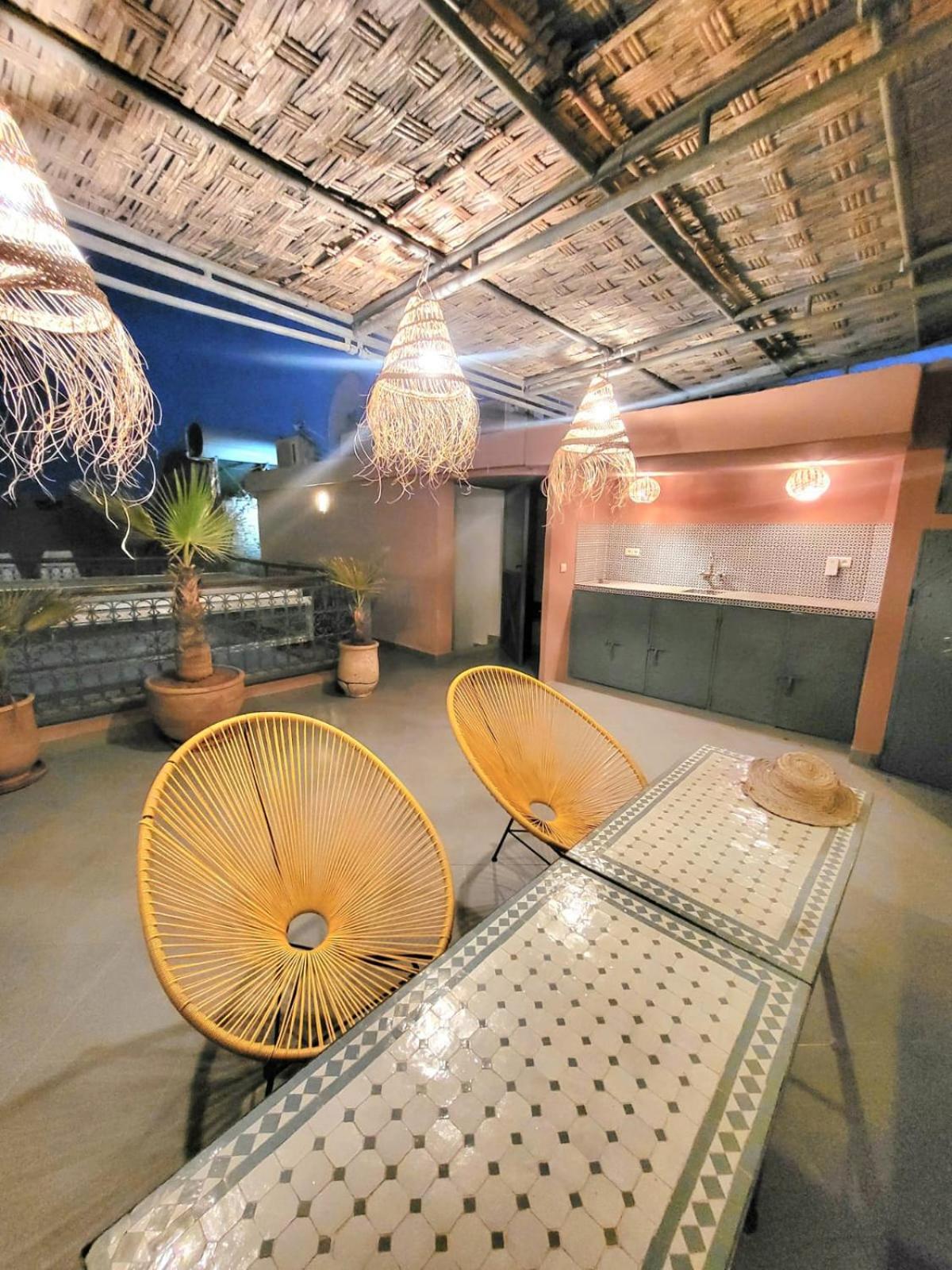 Riad Melilo Avec Piscine Chauffee Marrakesh Exteriör bild