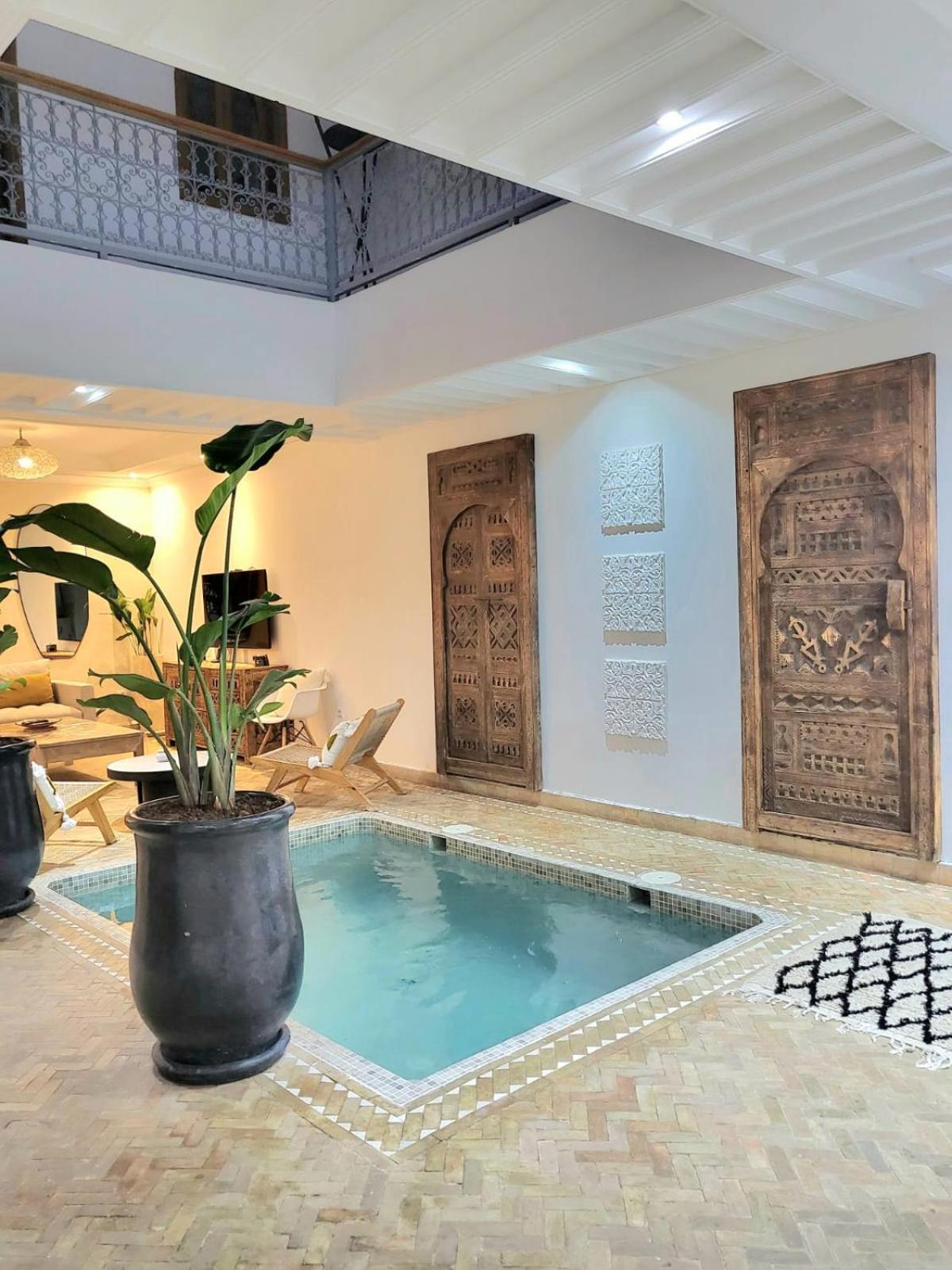 Riad Melilo Avec Piscine Chauffee Marrakesh Exteriör bild