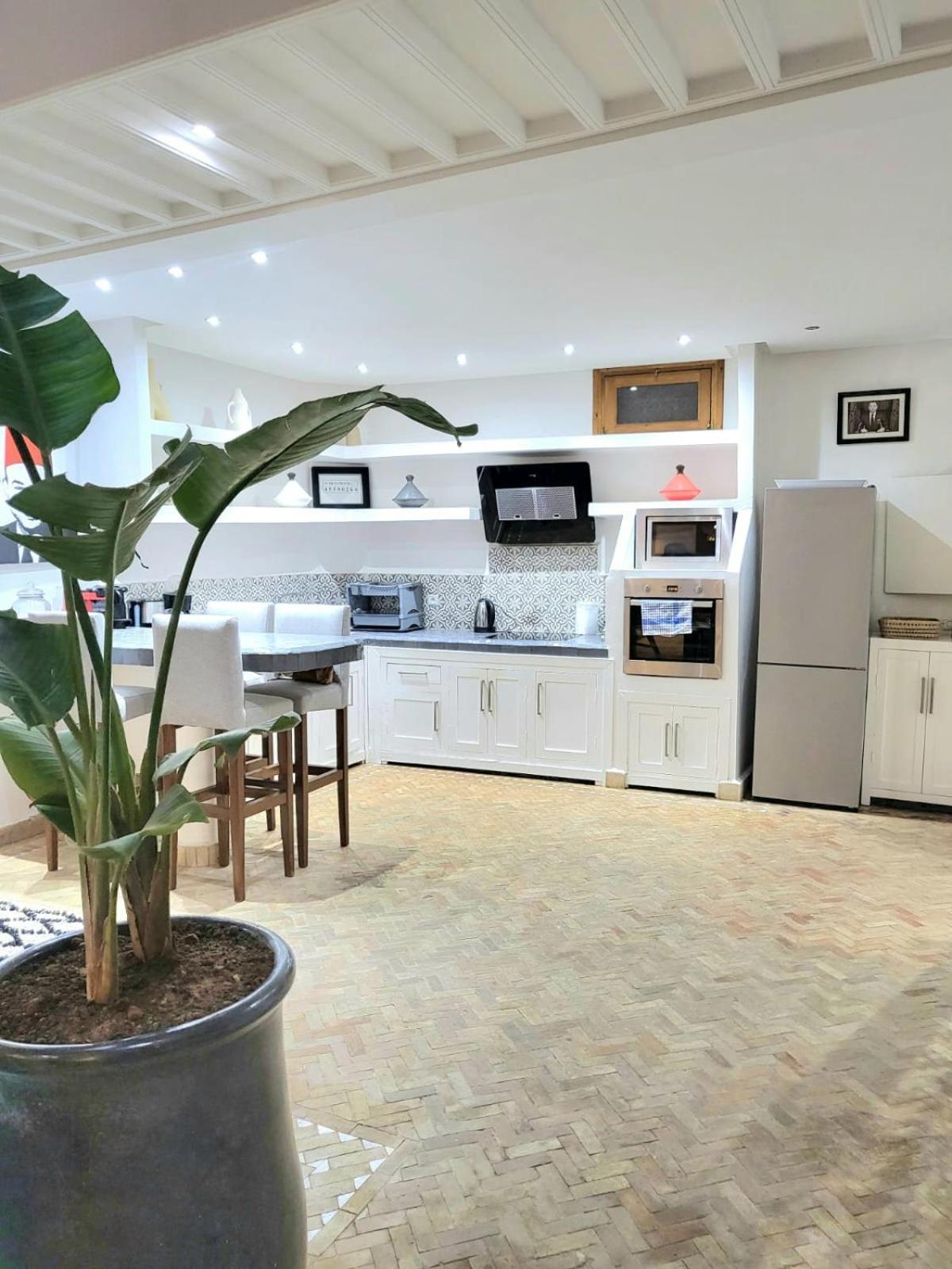 Riad Melilo Avec Piscine Chauffee Marrakesh Exteriör bild